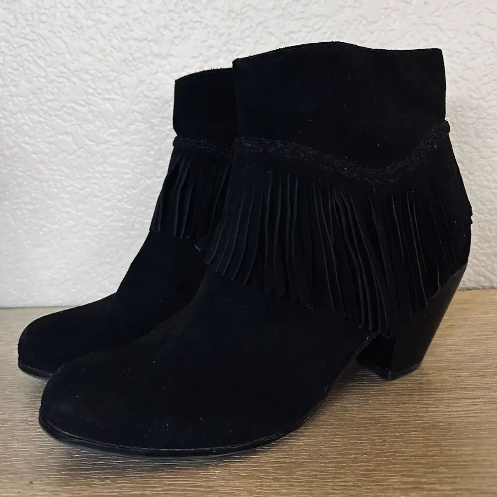 Gianni Bini Black Suede Western Fringe Ankle Boots Booties 9
